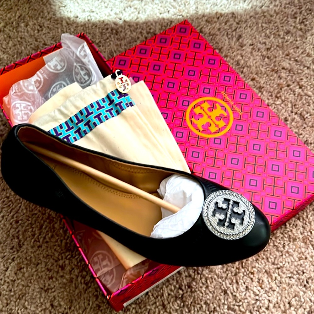 Tory Burch Liana Ballet Flat…. (Never been Worn)